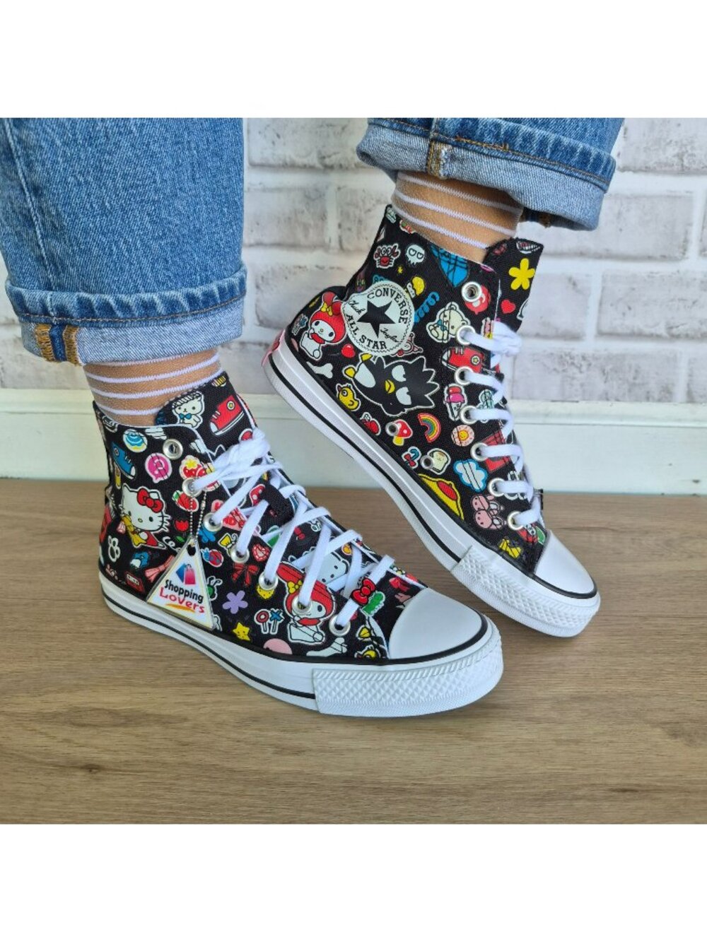 ⭐Converse x Hello Kitty & Friends Hi Sz 7 Women's shoes Sneakers Black A20332C
